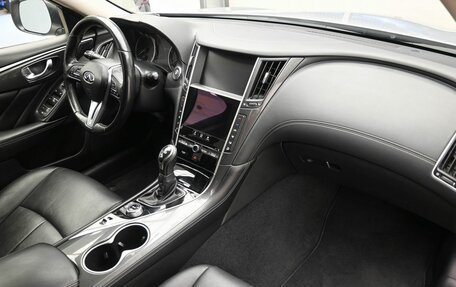 Infiniti Q50 I рестайлинг, 2017 год, 2 349 900 рублей, 8 фотография
