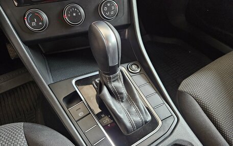Volkswagen Jetta VII, 2021 год, 1 920 000 рублей, 15 фотография