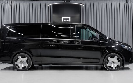 Mercedes-Benz V-Класс, 2025 год, 15 492 600 рублей, 10 фотография