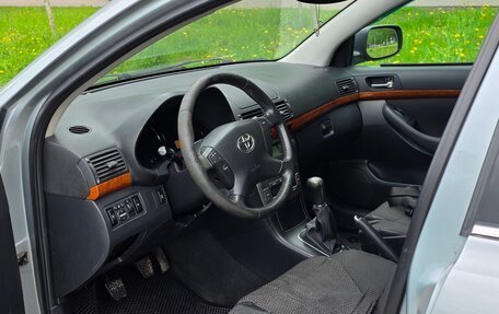 Toyota Avensis III рестайлинг, 2008 год, 830 000 рублей, 5 фотография
