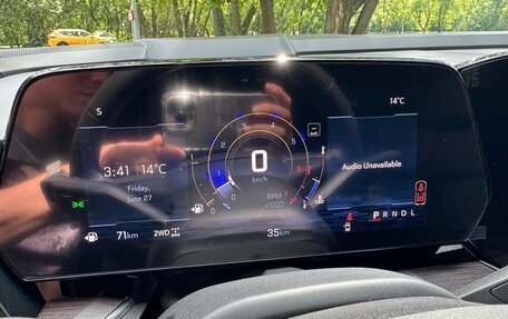 Chevrolet Tahoe IV, 2024 год, 12 900 000 рублей, 24 фотография
