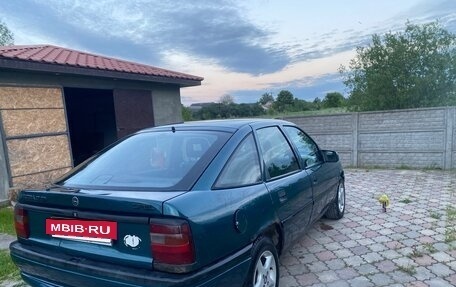 Opel Vectra A, 1989 год, 110 000 рублей, 2 фотография