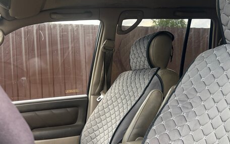 Toyota Land Cruiser 100 рестайлинг 2, 2000 год, 1 500 000 рублей, 6 фотография