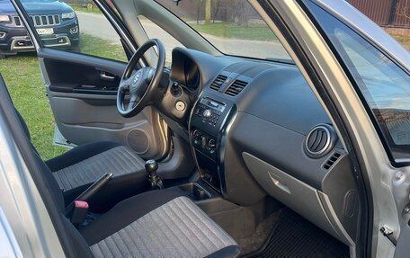 Suzuki SX4 II рестайлинг, 2011 год, 830 000 рублей, 17 фотография