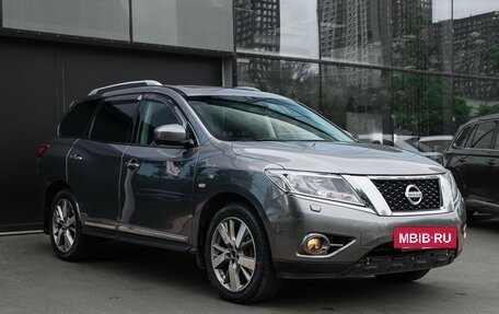 Nissan Pathfinder, 2016 год, 2 160 000 рублей, 3 фотография