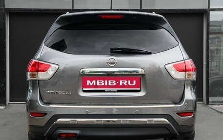 Nissan Pathfinder, 2016 год, 2 160 000 рублей, 5 фотография