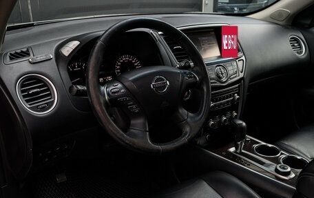 Nissan Pathfinder, 2016 год, 2 160 000 рублей, 16 фотография