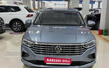 Volkswagen Lavida, 2022 год, 1 600 000 рублей, 2 фотография