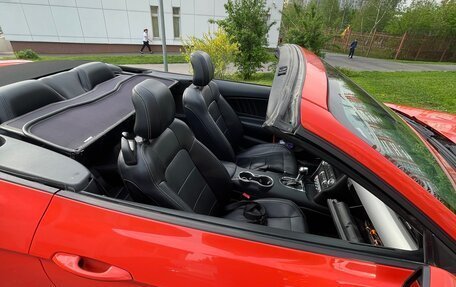 Ford Mustang VI рестайлинг, 2016 год, 3 200 000 рублей, 7 фотография