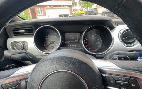 Ford Mustang VI рестайлинг, 2016 год, 3 200 000 рублей, 9 фотография