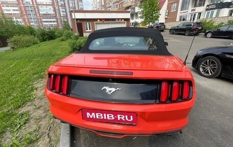 Ford Mustang VI рестайлинг, 2016 год, 3 200 000 рублей, 8 фотография
