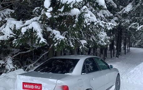 Audi A4, 1998 год, 260 000 рублей, 13 фотография