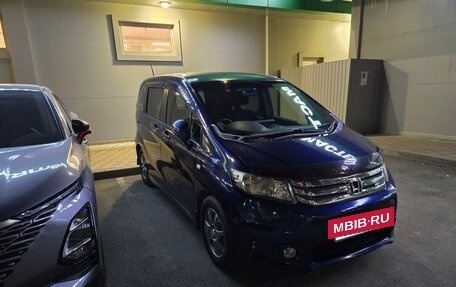Honda Freed I, 2010 год, 1 250 000 рублей, 2 фотография