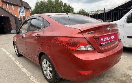 Hyundai Solaris II рестайлинг, 2012 год, 700 000 рублей, 6 фотография