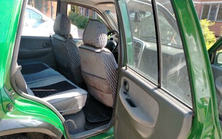 KIA Sportage IV рестайлинг, 2003 год, 300 000 рублей, 15 фотография
