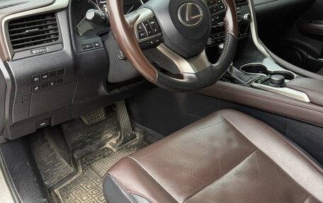 Lexus RX IV рестайлинг, 2019 год, 3 720 000 рублей, 10 фотография