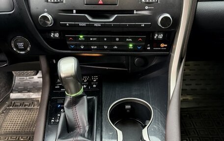 Lexus RX IV рестайлинг, 2019 год, 3 720 000 рублей, 21 фотография
