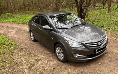 Hyundai Solaris II рестайлинг, 2016 год, 1 150 000 рублей, 2 фотография