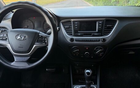 Hyundai Solaris II рестайлинг, 2018 год, 1 280 000 рублей, 19 фотография