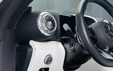 Mercedes-Benz AMG GT, 2024 год, 24 000 000 рублей, 15 фотография