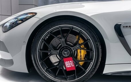 Mercedes-Benz AMG GT, 2024 год, 24 000 000 рублей, 11 фотография