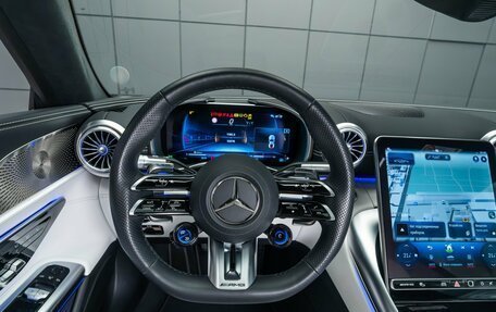 Mercedes-Benz AMG GT, 2024 год, 24 000 000 рублей, 28 фотография