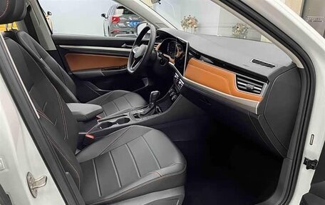 Volkswagen Bora, 2022 год, 1 440 000 рублей, 13 фотография