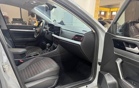 Volkswagen Lavida, 2023 год, 1 370 000 рублей, 8 фотография