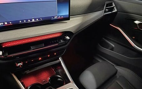 BMW 3 серия, 2025 год, 4 350 000 рублей, 13 фотография