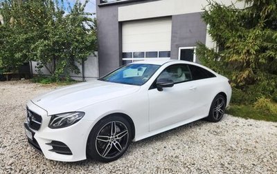 Mercedes-Benz E-Класс, 2019 год, 4 100 000 рублей, 1 фотография