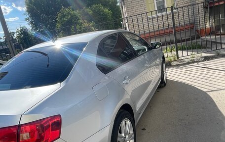 Volkswagen Jetta VI, 2012 год, 750 000 рублей, 4 фотография