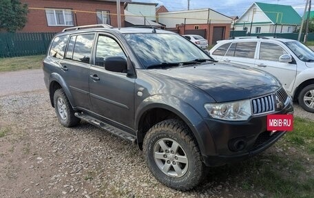 Mitsubishi Pajero Sport II рестайлинг, 2012 год, 1 399 000 рублей, 2 фотография