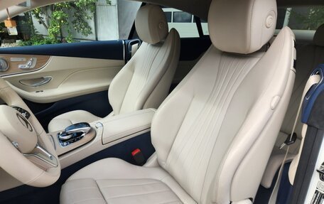 Mercedes-Benz E-Класс, 2019 год, 4 100 000 рублей, 7 фотография