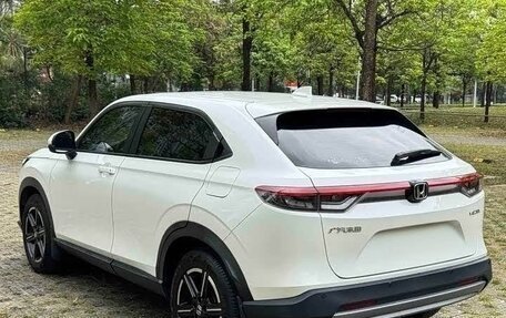 Honda Vezel, 2023 год, 2 125 000 рублей, 3 фотография