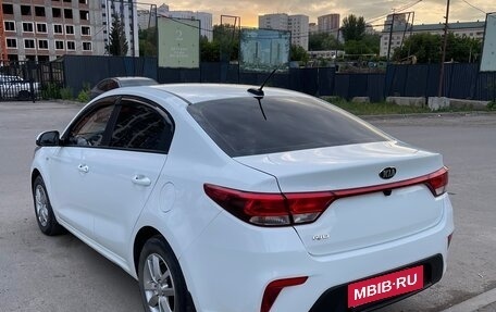 KIA Rio IV, 2018 год, 1 200 000 рублей, 4 фотография