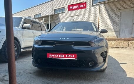 KIA Rio IV, 2021 год, 1 580 000 рублей, 3 фотография