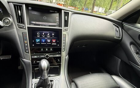 Infiniti Q50 I рестайлинг, 2016 год, 2 620 000 рублей, 12 фотография