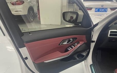 BMW 3 серия, 2026 год, 4 450 000 рублей, 14 фотография