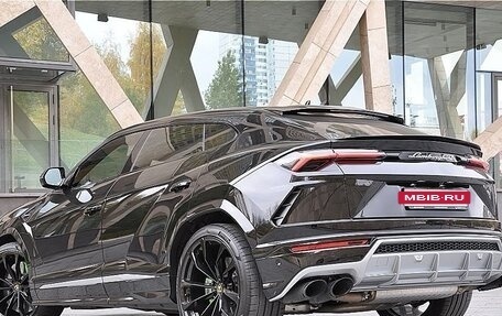 Lamborghini Urus I, 2021 год, 26 500 000 рублей, 10 фотография