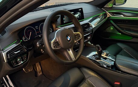 BMW 5 серия, 2017 год, 3 990 000 рублей, 3 фотография