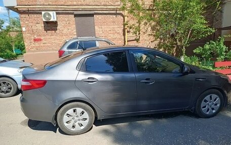 KIA Rio III рестайлинг, 2013 год, 1 000 000 рублей, 4 фотография