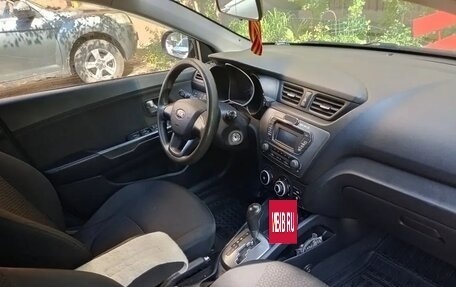 KIA Rio III рестайлинг, 2013 год, 1 000 000 рублей, 6 фотография