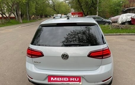 Volkswagen Golf VII, 2018 год, 1 375 000 рублей, 5 фотография