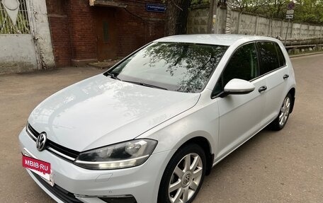 Volkswagen Golf VII, 2018 год, 1 375 000 рублей, 3 фотография