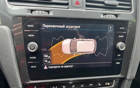 Volkswagen Golf VII, 2018 год, 1 375 000 рублей, 21 фотография