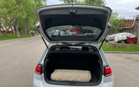 Volkswagen Golf VII, 2018 год, 1 375 000 рублей, 10 фотография