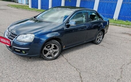 Volkswagen Jetta VI, 2008 год, 490 000 рублей, 2 фотография