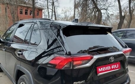 Toyota RAV4, 2020 год, 3 000 000 рублей, 6 фотография