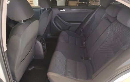 Volkswagen Jetta VI, 2014 год, 980 000 рублей, 14 фотография