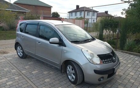 Nissan Note II рестайлинг, 2007 год, 600 000 рублей, 2 фотография